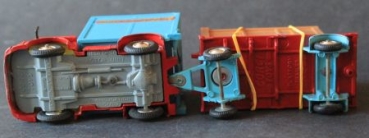 Corgi Toys Bedford Traction "Chipperfield Cirus" Truck with Trailerplatform 1959 DieCast Model (9069)